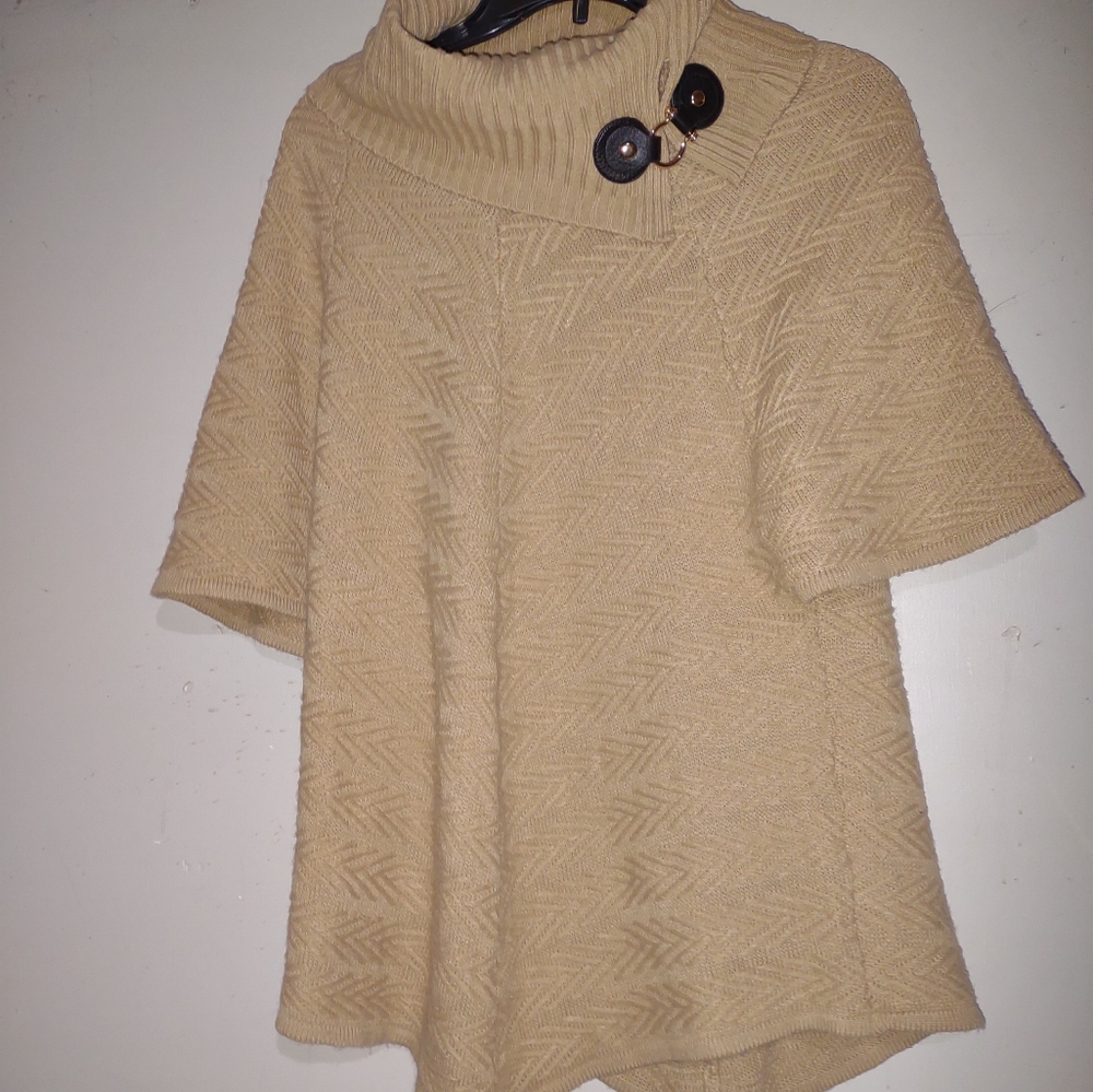 Women's small Dana Buchman cowl neck assymetrical sweater short sleeve pullover